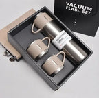 🔥 Kit Garrafa Térmica Inox 500ml + Xícaras – Bebidas Sempre Quente ou Gelada, Onde Você Estiver!